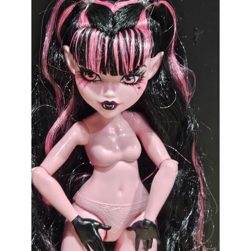 Monster High Nude Draculaura G3 Doll Body Nude Pink Black Hair HHK51‎ Mattel